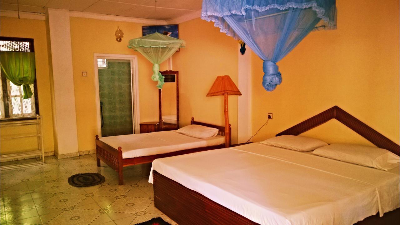 Sigiri Holiday Inn Inamaluwa Exterior photo